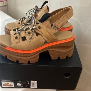 Sorel Women's Tan and Orange Platform Sandals
